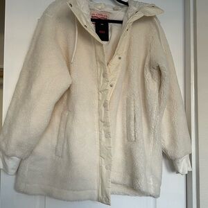 Levi's Women's Cream Sherpa Coat